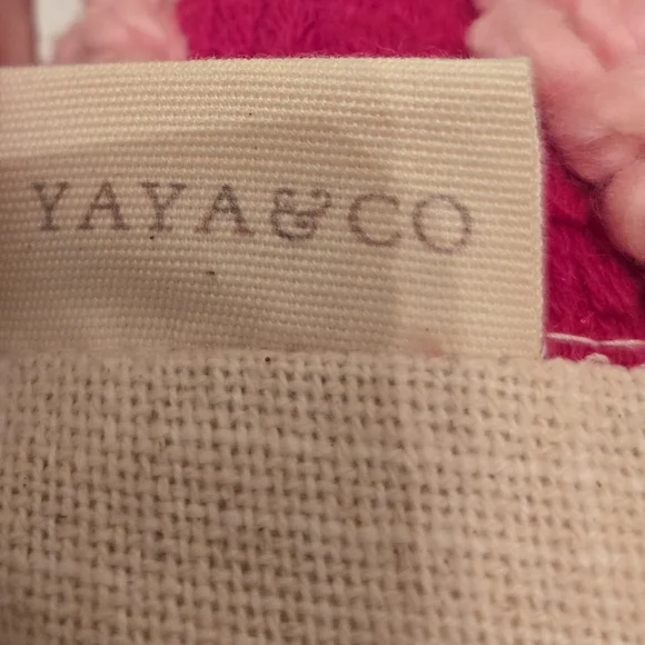 Yaya & Co X Dani Klaric Blossom Pillow Valentines Day - Picture 6 of 6